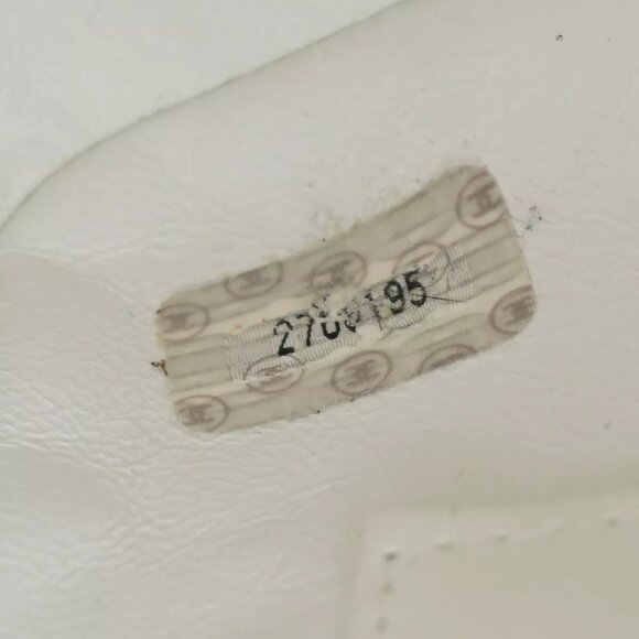 CHANEL CC Chain Shoulder Bag Caviar Skin Leather White GHW Vintage - Picture 2 of 16